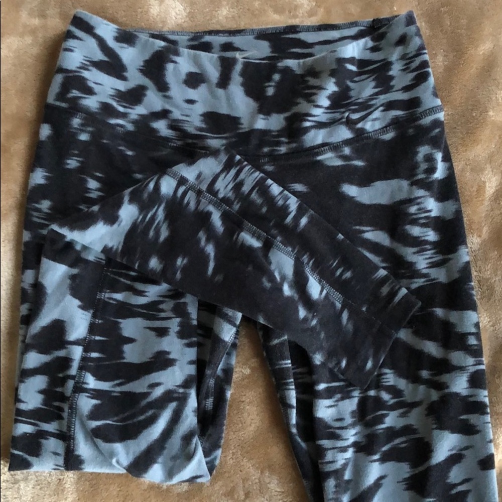 Nike leggings